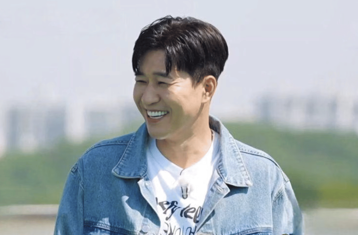 Istri Hamil, Kim Jong Min Bersiap Jadi Seorang Ayah