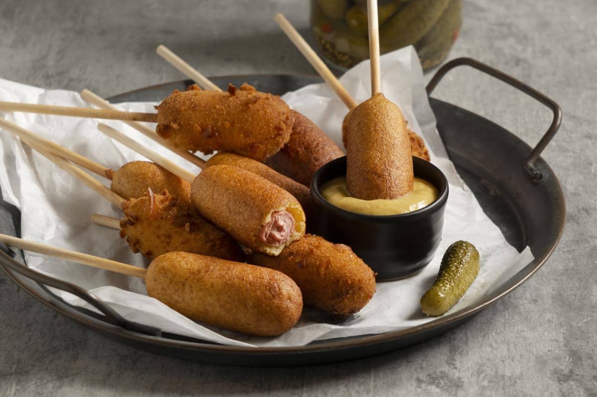 8 Isian Gurih dan Unik untuk Corndog, Bikin Sendiri biar Puas