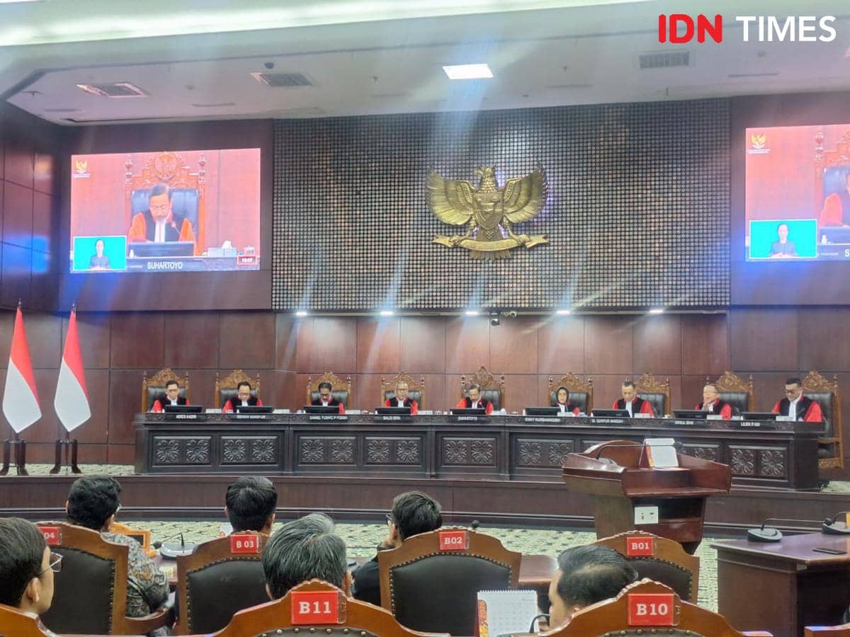 Sidang Putusan Perkara Ijazah Gibran Dimulai, 9 Hakim MK Hadir, Ini Namanya