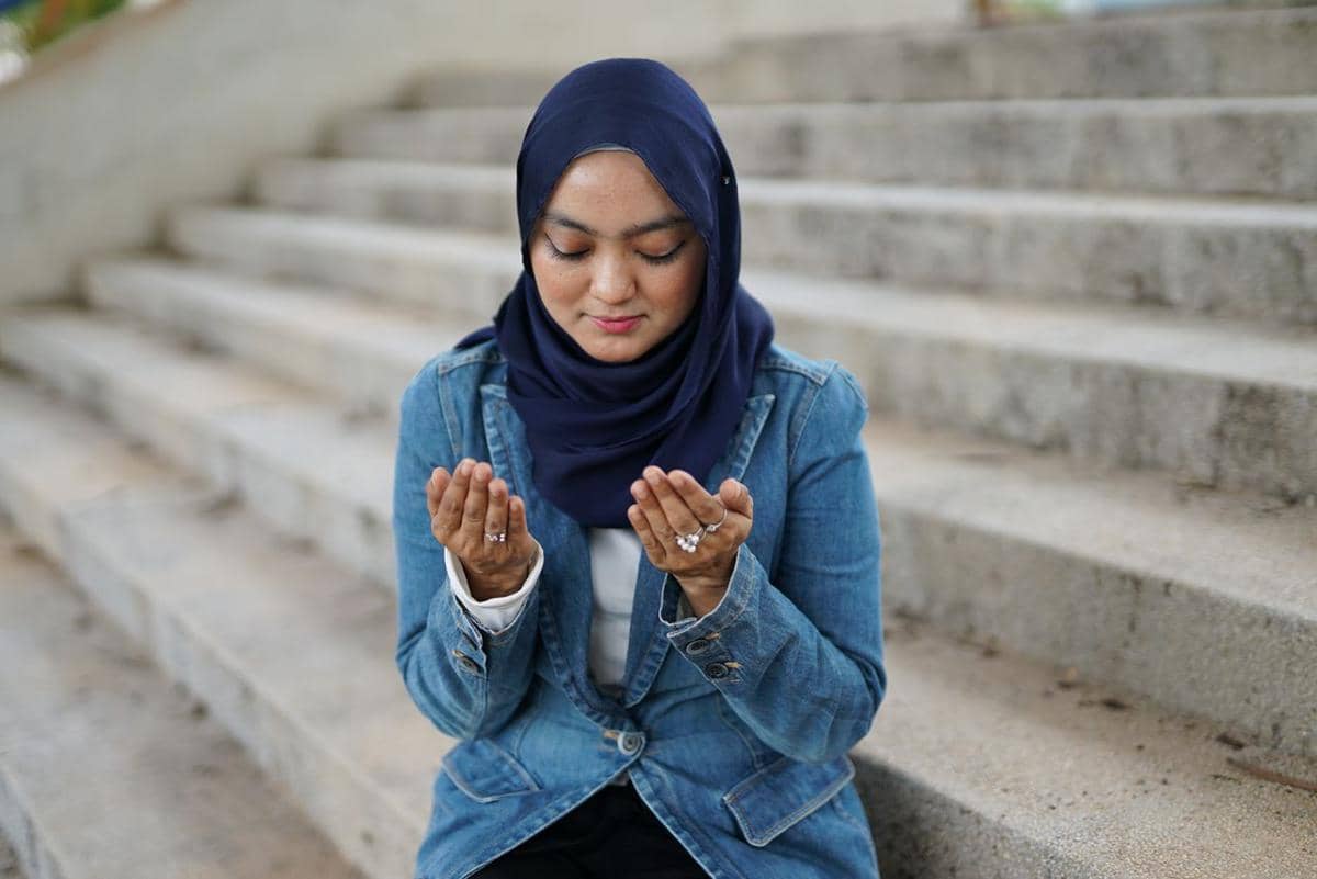 Performative Sanctity: Citra Kesalehan yang Kerap Berujung Kecewa