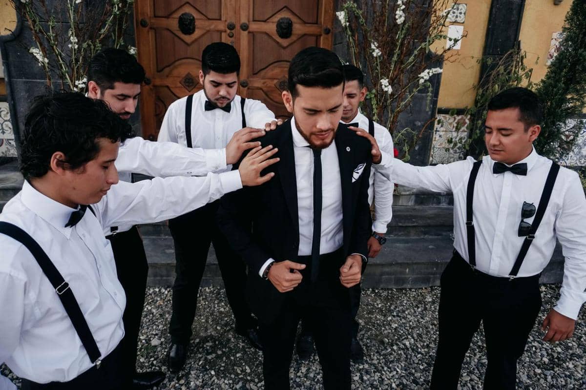 ilustrasi sejarah groomsmen