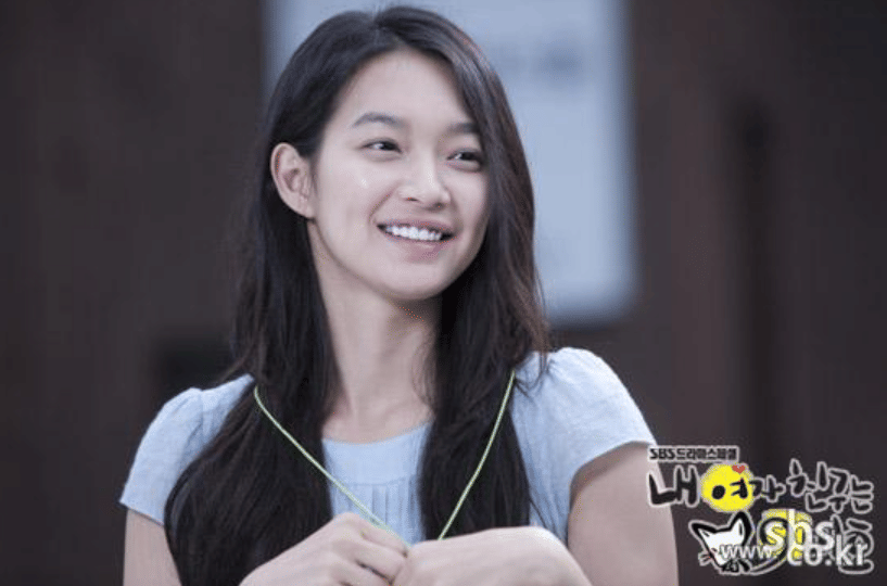 Shin Min Ah di drama My Girlfriend Is a Gumiho