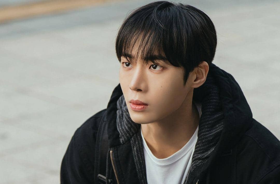 still cut drama Korea Between Steps