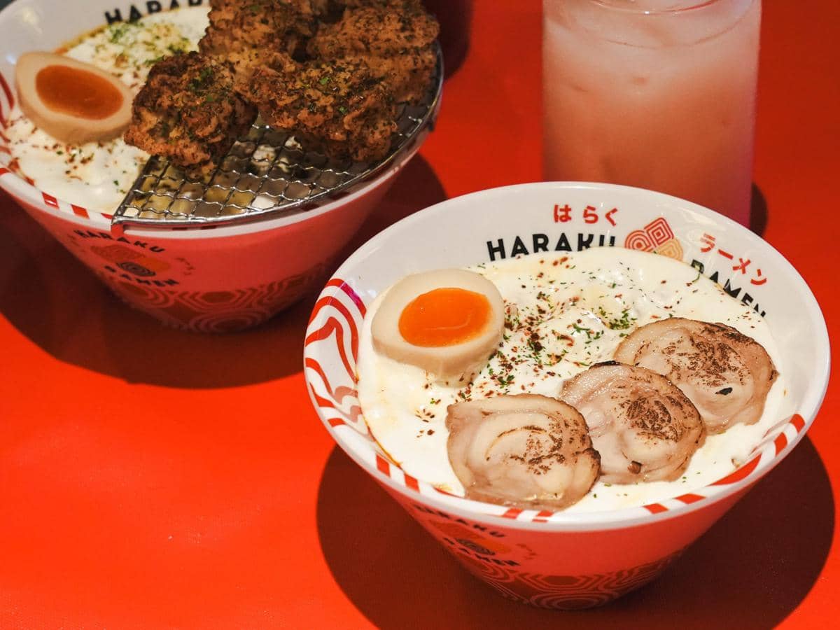 Aneka pilihan menu Jepang dari Haraku Ramen di Palembang, disajikan sebagai pilihan kuliner bercita rasa Jepang.
