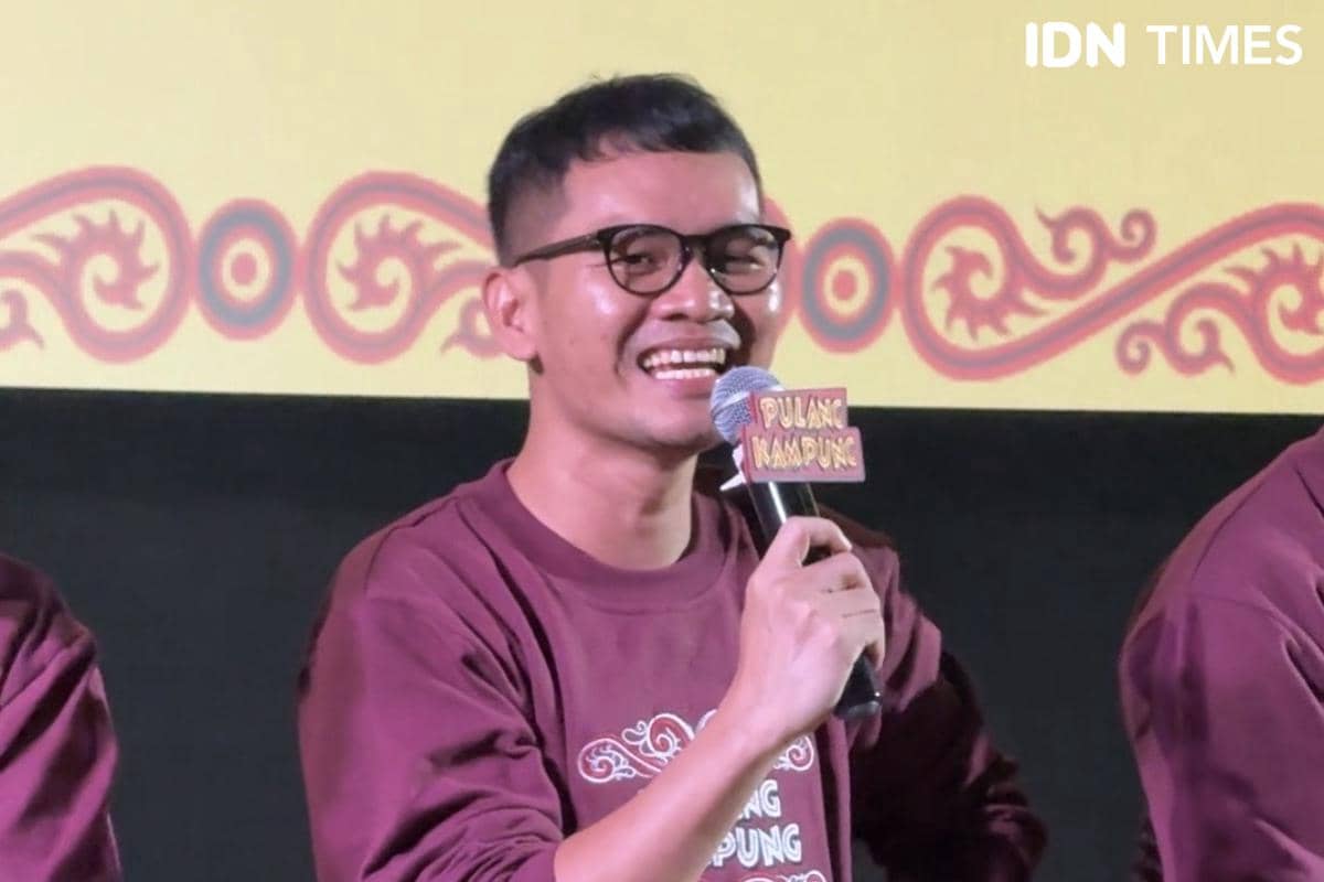Bene Dion Rajagukguk berbicara dalam konferensi pers peluncuran trailer film Pulang Kampung pada Rabu, 7 Oktober 2026.