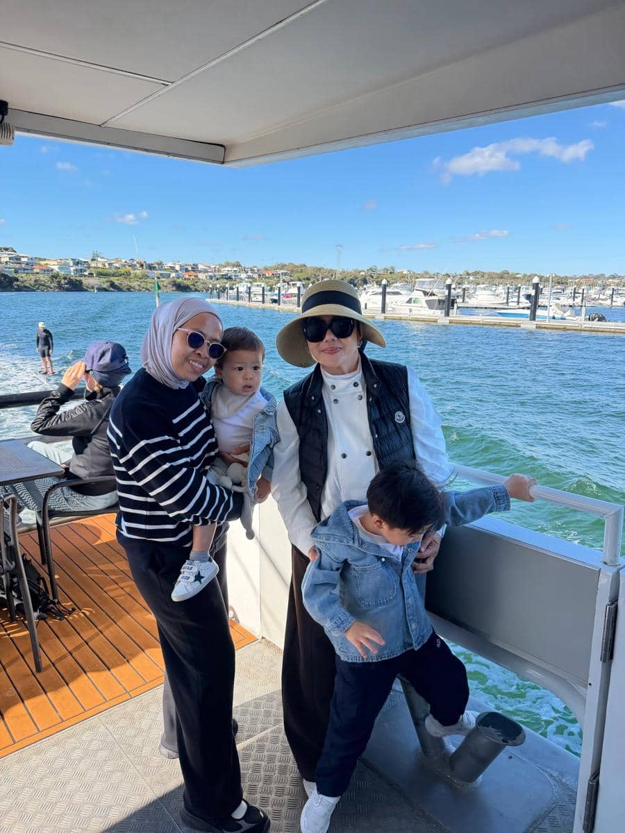 Keluarga Nikita Willy liburan di Perth