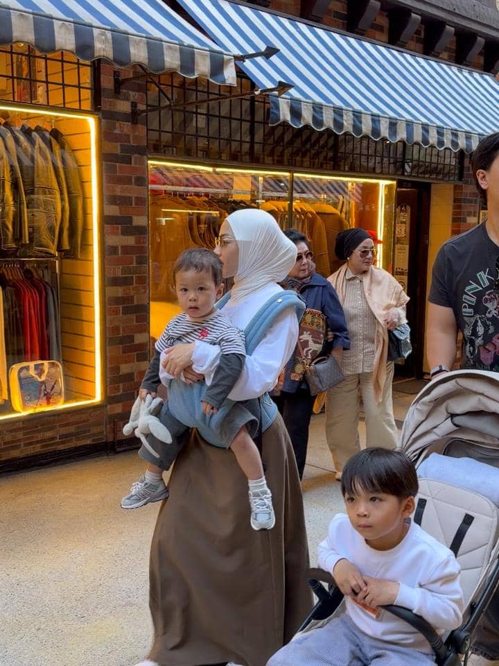 Keluarga Nikita Willy liburan di Perth