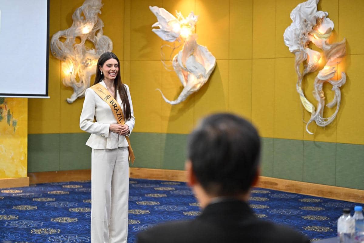potret Deep Interview Miss Global 2026 