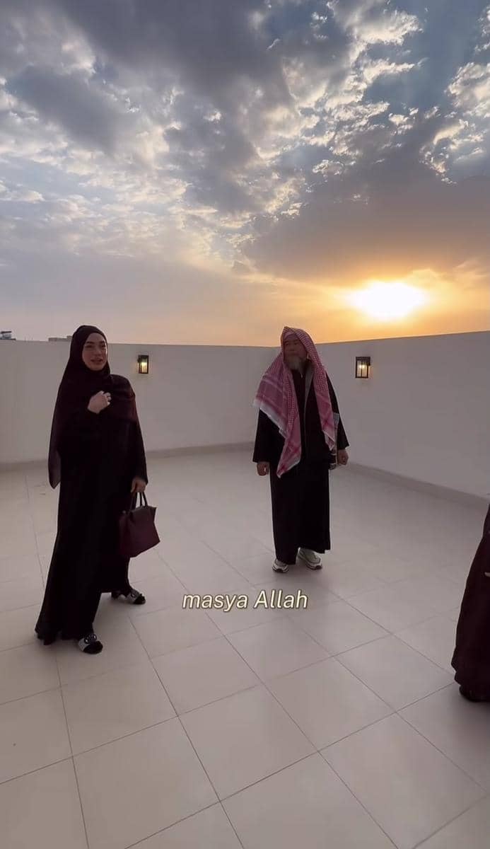 Dekorasi Calon Villa Celine Evangelista di Madinah, Dekat Masjid Nabawi (instagram.com/celine_evangelista)
