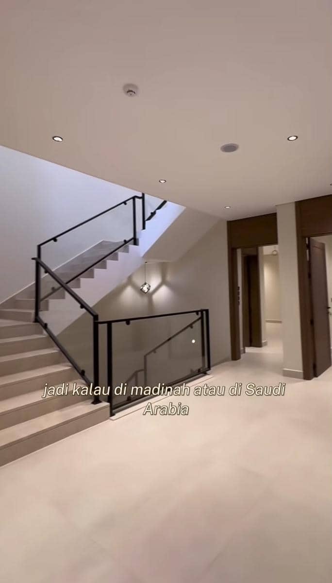 Dekorasi Calon Villa Celine Evangelista di Madinah, Dekat Masjid Nabawi (instagram.com/celine_evangelista)