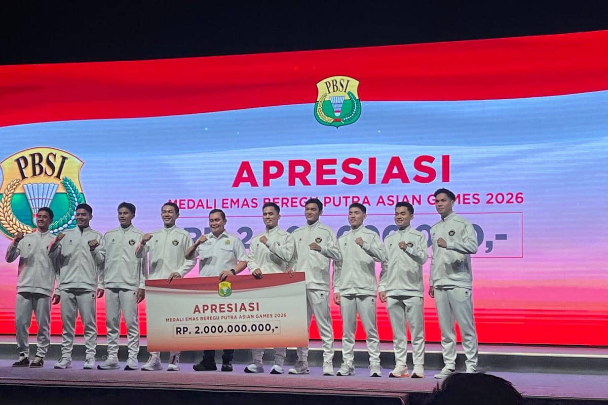 Penyerahan apresiasi dari PBSI untuk tim bulu tangkis Indonesia yang berlaga di Asian Games 2026 Aichi-Nagoya. 