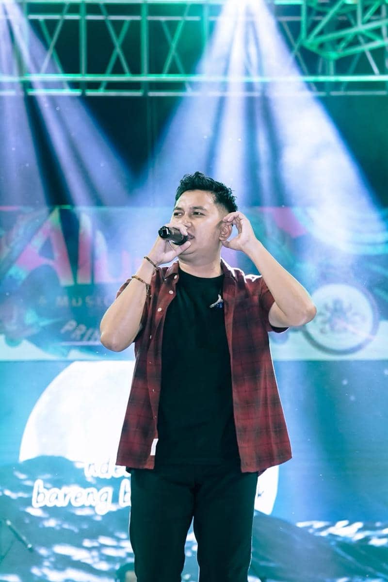 Musisi Lombok, Bapack Guru. (Dok.Istimewa)