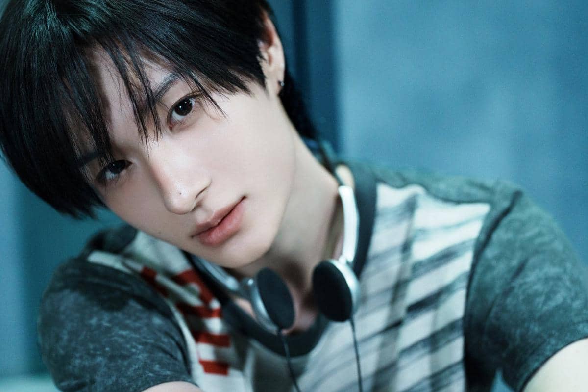 7 Idol KPop Cowok yang Jago Main Skateboard, Ada Donghwa KickFlip!