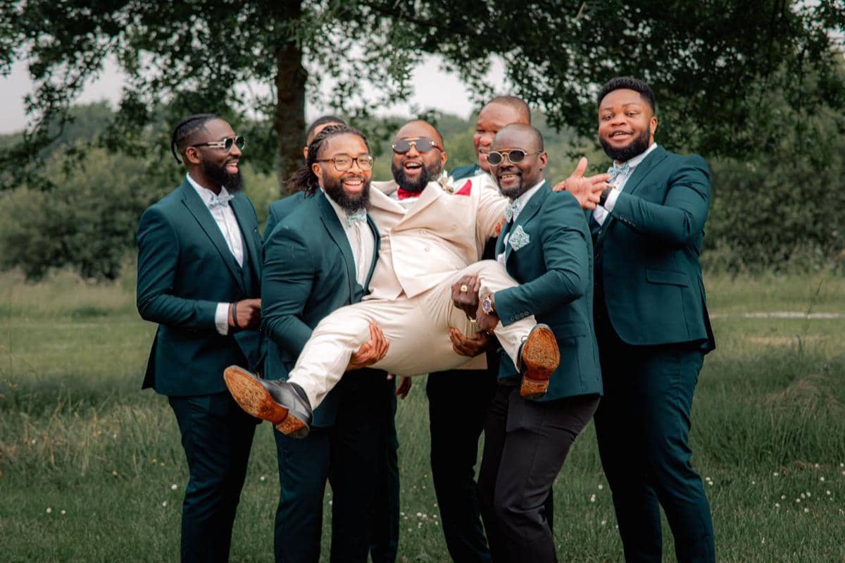 ilustrasi tugas groomsmen