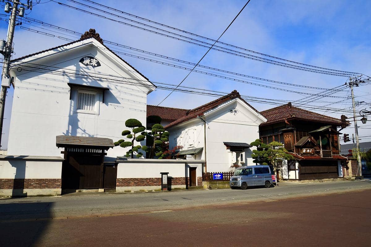 ilustrasi Suehiro Sake Brewery