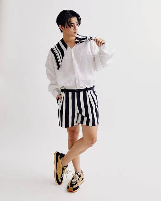 Style Pakai Sneakers ala Barcode Tinnasit