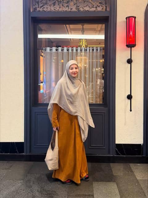 OOTD Dress Hangout ala Natasha Rizky