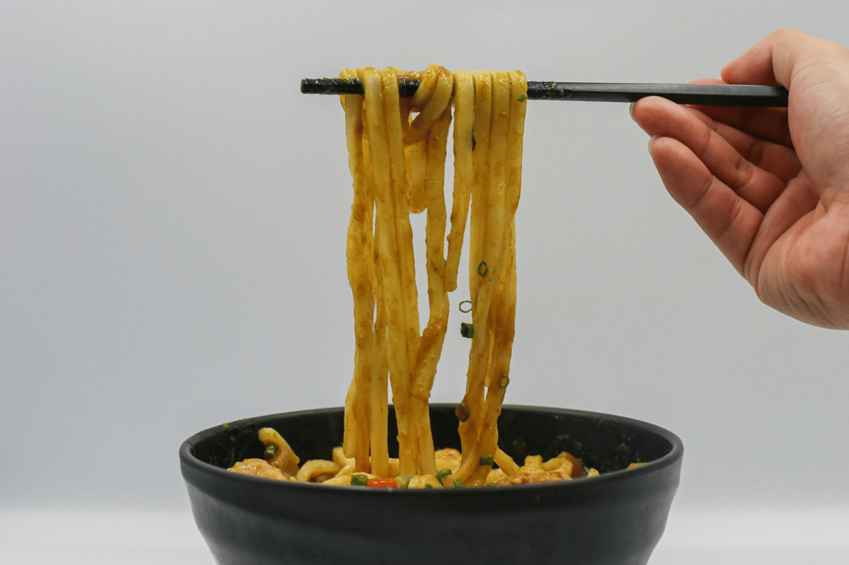 Resep Goma Dashi Udon, Yaki Udon dengan Pasta Ikan dan Wijen