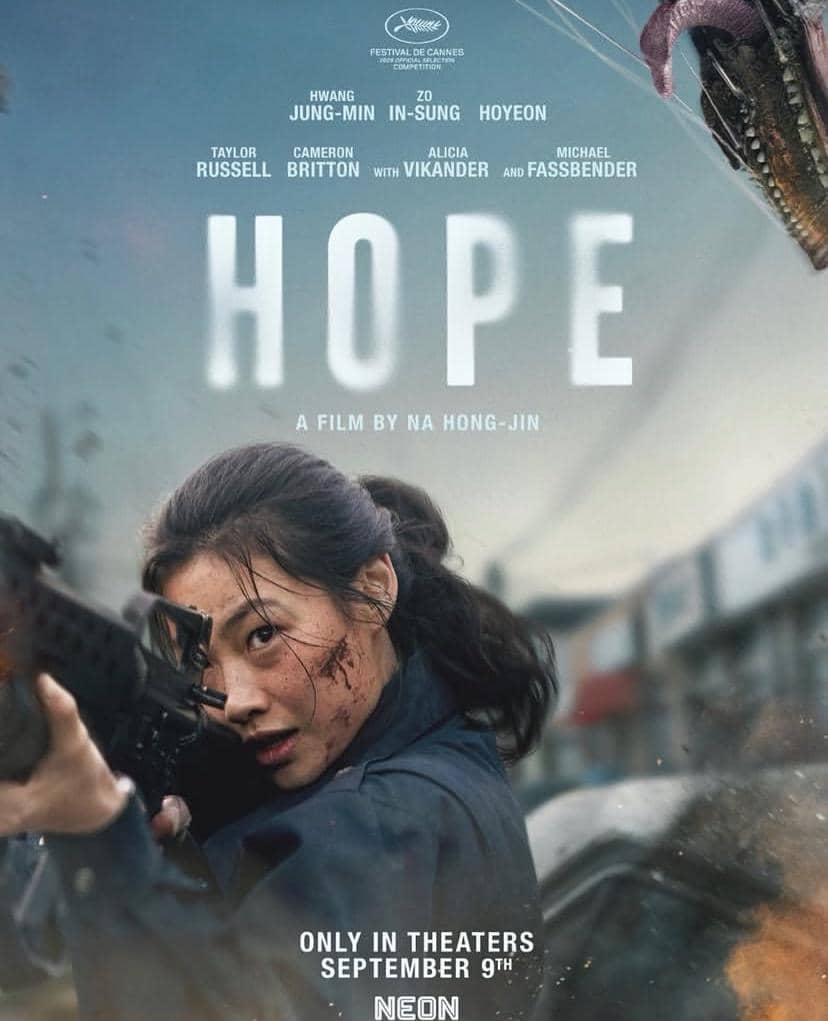 Poster film HOPE dari akun Instagram @hoooooyeony dengan judul film terpampang pada materi promosi.