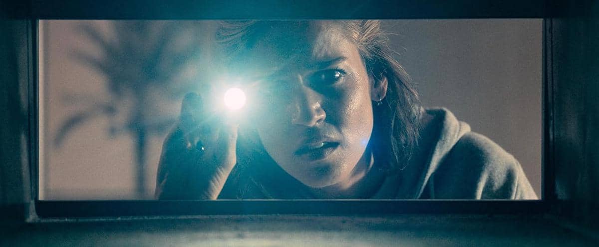 Ulasan Film Crawlers, Invasi Laba-Laba yang Bikin Senut-Senut