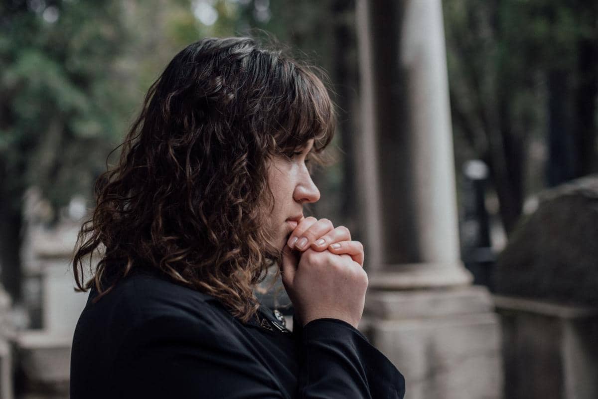 ilustrasi berduka