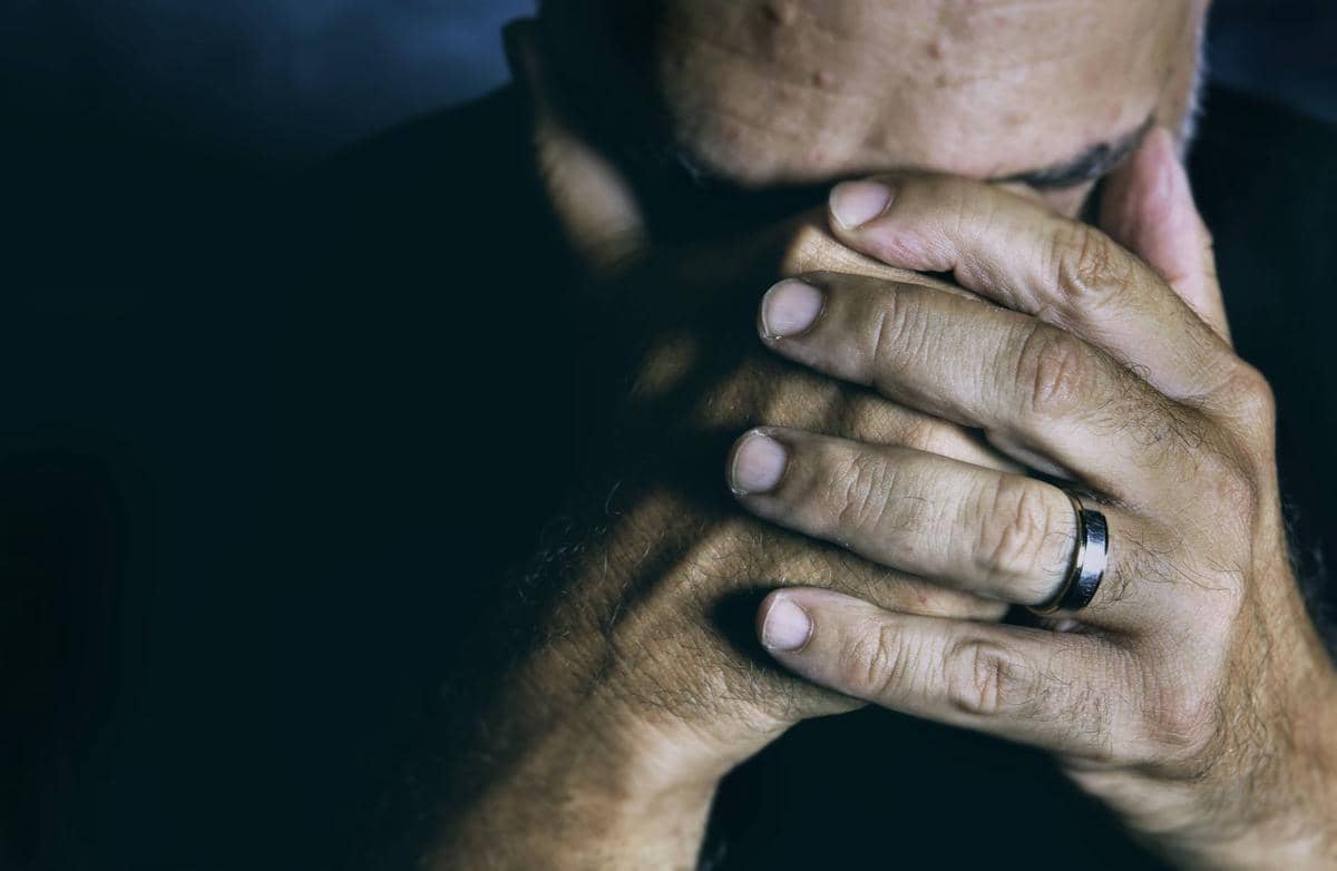 5 Bentuk Unfinished Grief yang Bisa Kamu Rasakan, Relate?