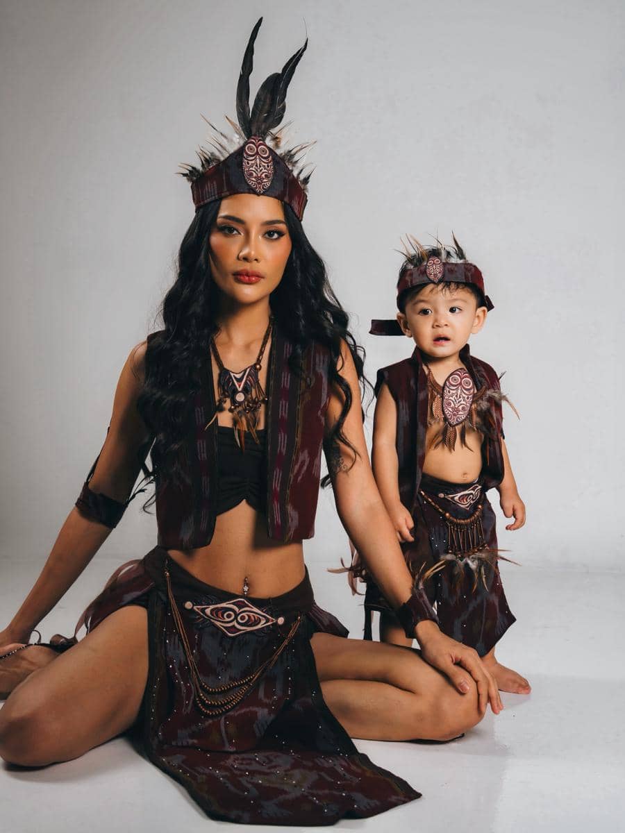 Gaya Erika Carlina dan Andrew.