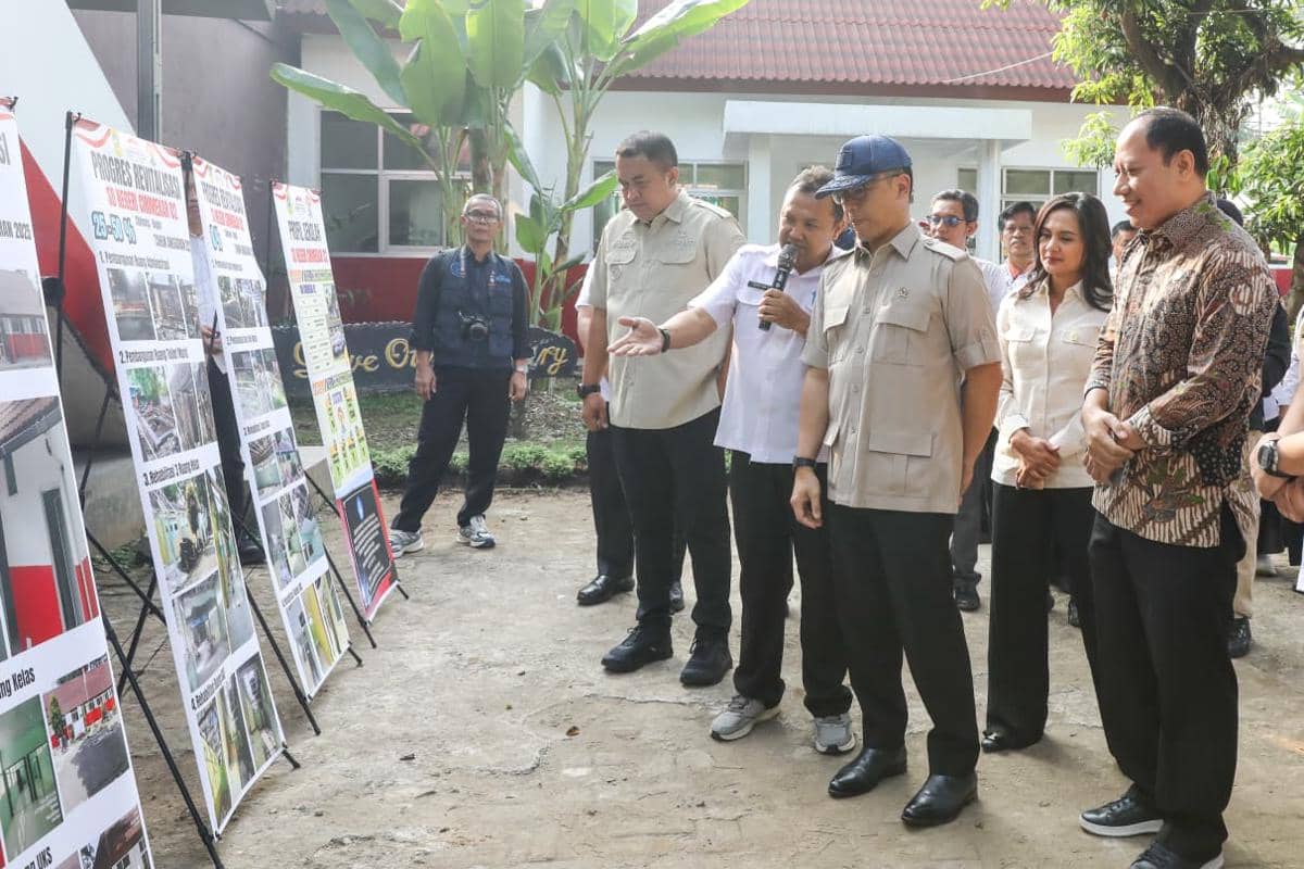 Menko PMK Tinjau Revitalisasi dan Digitalisasi Sekolah di Bogor (Dok. Kemenko PMK)