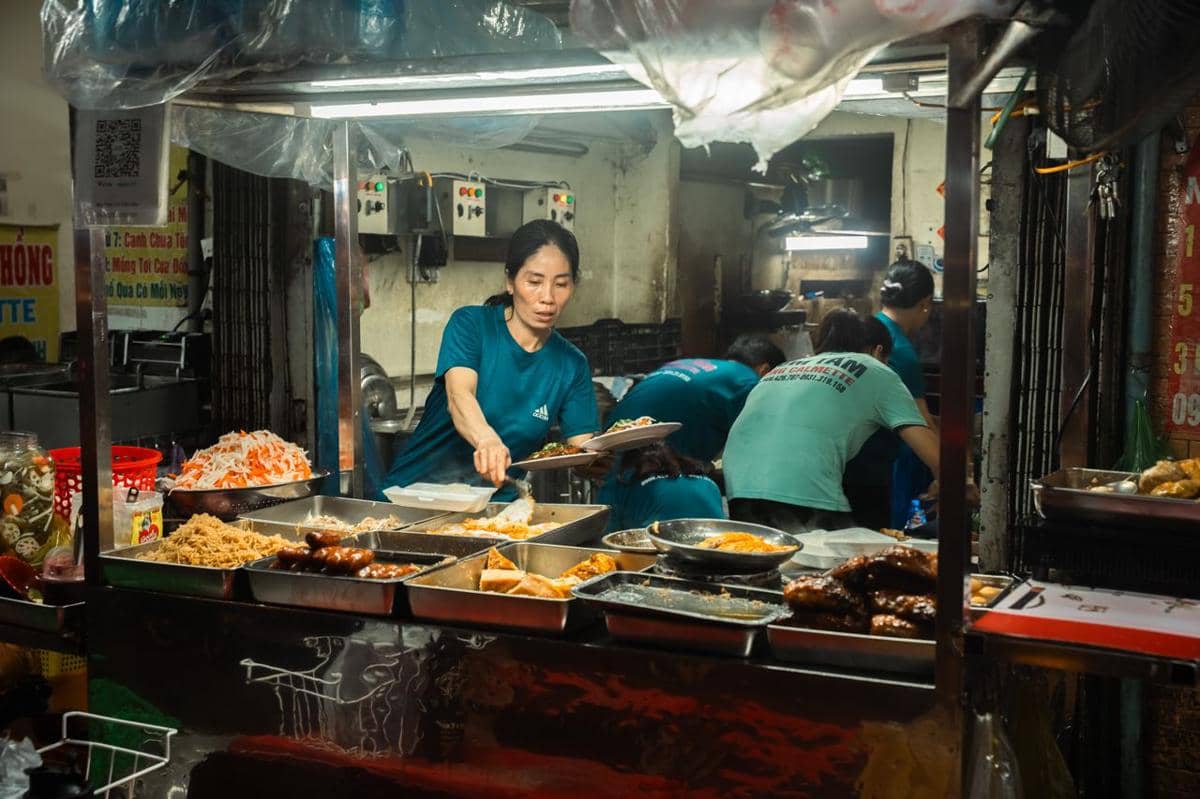 berjualan makanan