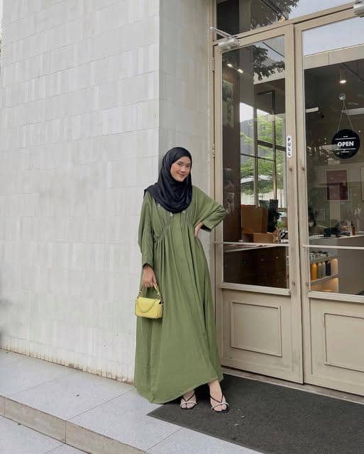 OOTD Pakai Abaya ala Ratu Isyell