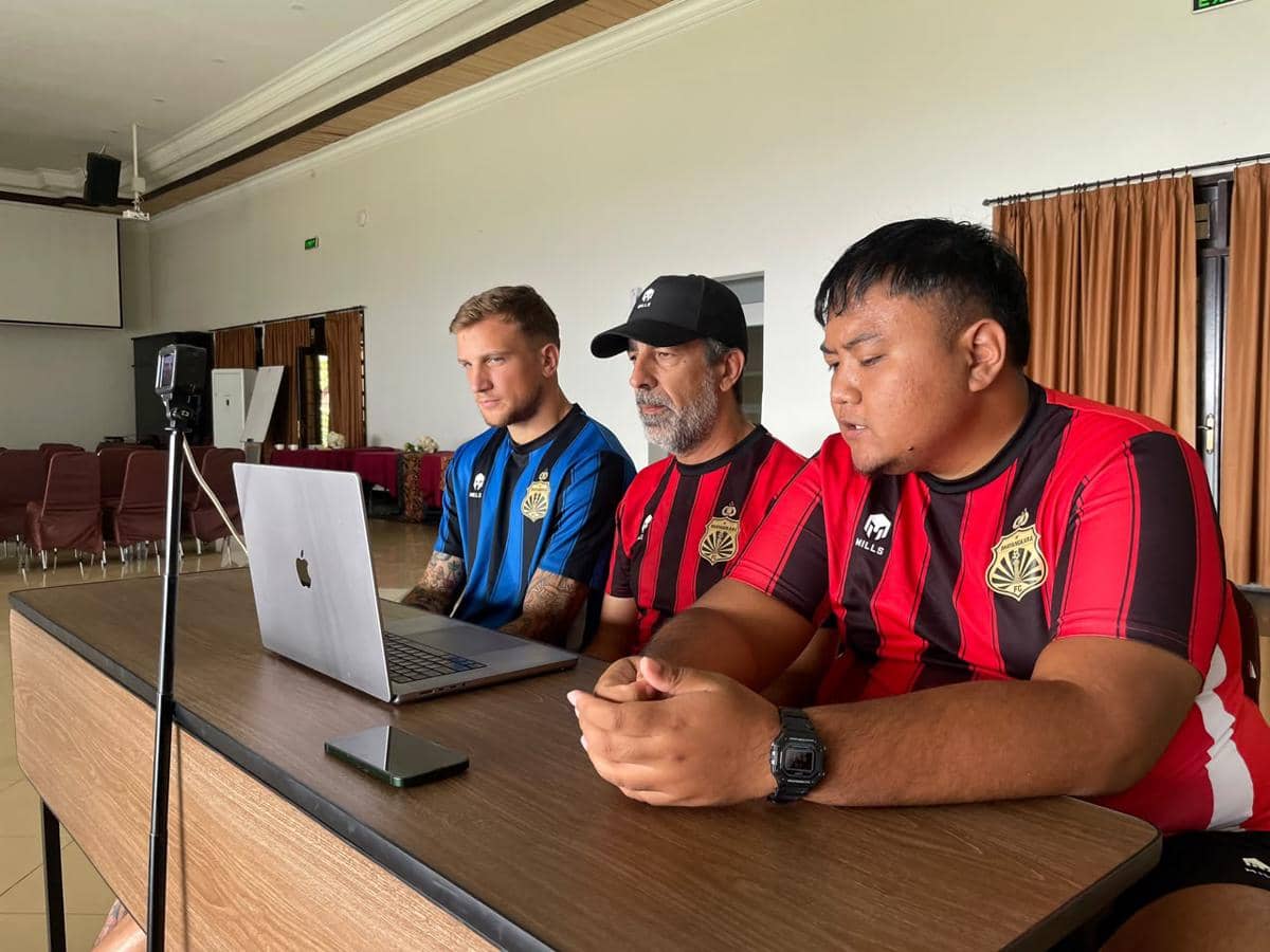 Konferensi pers pre-match Bhayangkara Presisi Lampung FC jelang menghadapi Arema FC di Stadion Kanjuruhan