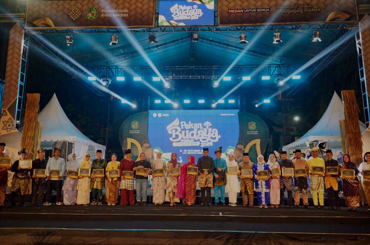 Buka Pekan Budaya Medan, Rico Main Gendang Melayu Ajak Rawat Budaya