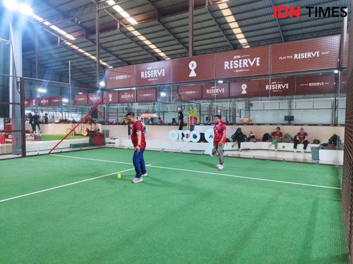 Lapangan Padel Surabaya Tembus 100, CIMB Niaga Ikut Buka Arena Baru