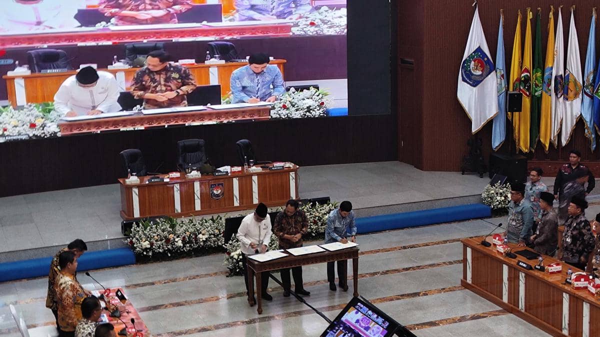 Mendagri, Menkes, Menhaj Sepakati SEB soal Pelayanan Haji dan Umrah