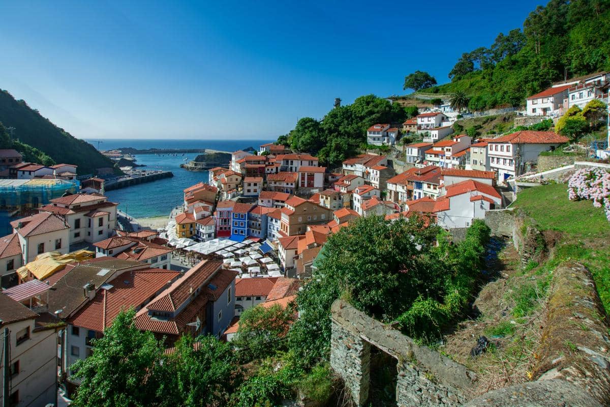5 Fakta Cudillero, Desa Nelayan Cantik di Lereng Perbukitan Asturias