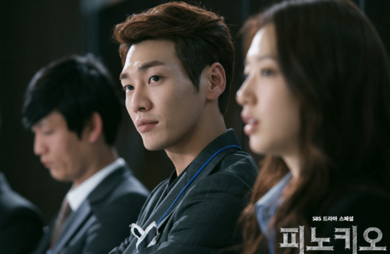 Aktor Kim Young Kwang tampil sebagai salah satu karakter dalam serial drama Korea Pinocchio produksi SBS.
