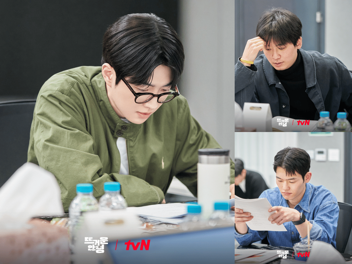 potret pembacaan naskah drama Korea Happy Anding