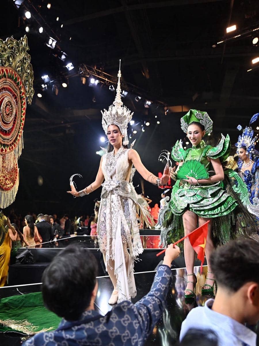 sesi national costume Miss Global 2026