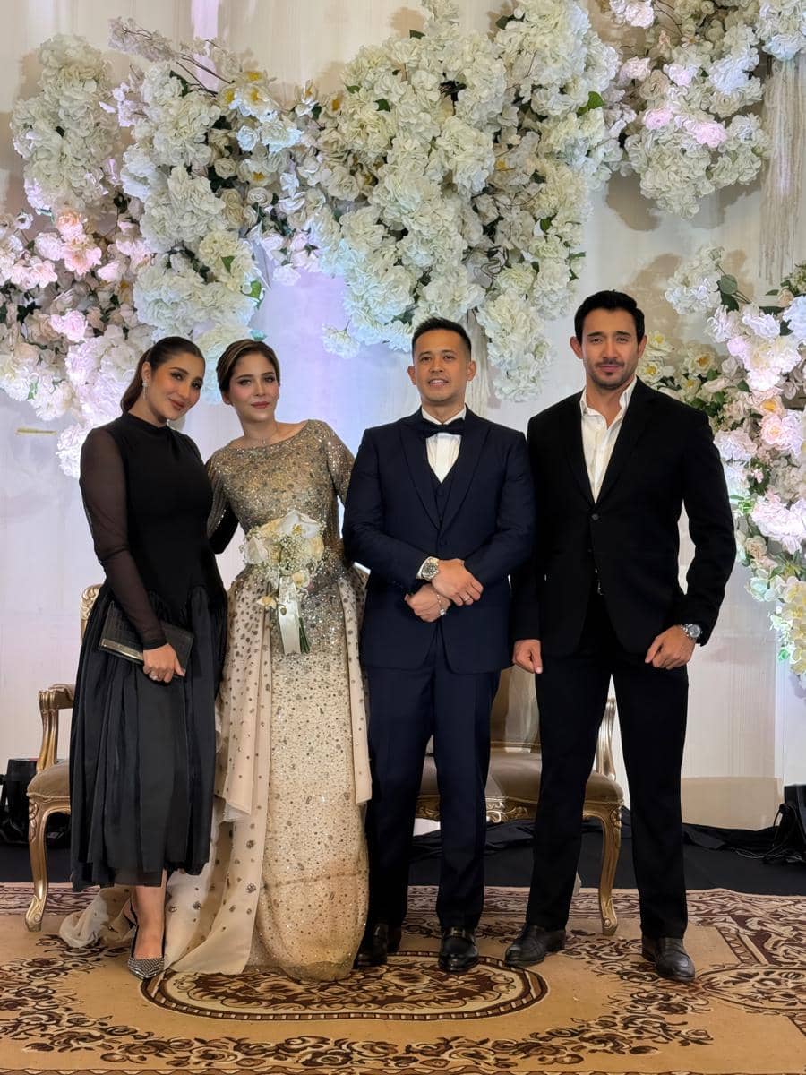 gaya istri Aufar Hutapea di pernikahannya
