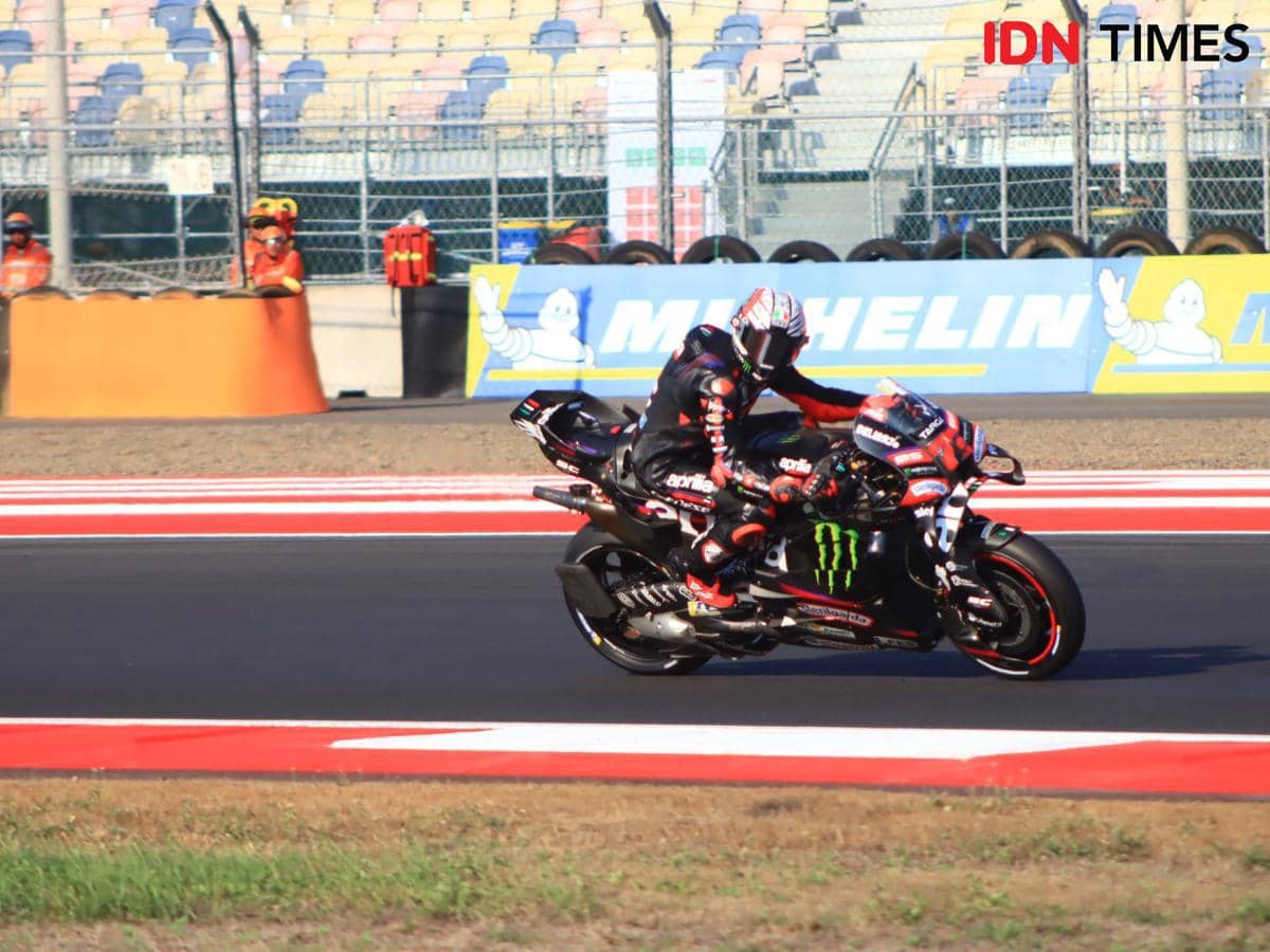 Pembalap MotoGP, Marco Bezzecchi di Sirkuit Mandalika. (IDN Times/Linggauni)