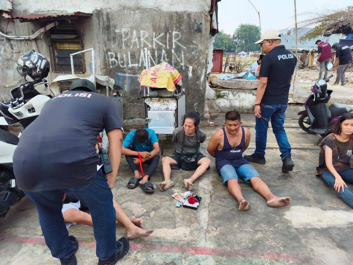 Kampung Ambon dan Kampung Boncos Digerebek, 24 Ditangkap karena Narkoba