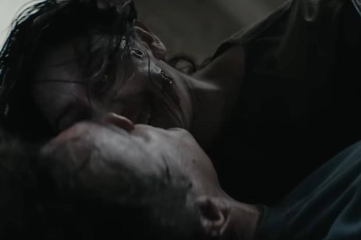 cuplikan film Evil Dead Burn