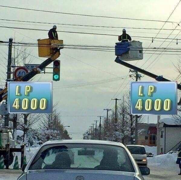 meme anime tentang lampu merah