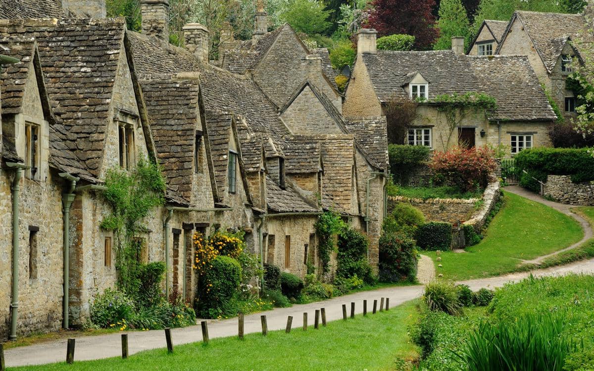 5 Fakta Cotswolds, Kawasan Pedesaan Inggris yang Kaya Sejarah