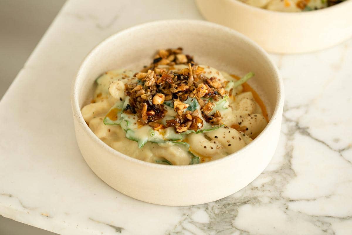 ilustrasi sajian creamy tantan udon