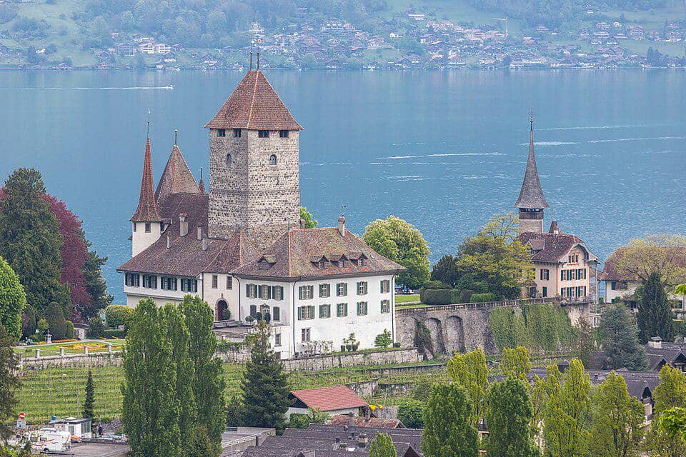 Kastil Spiez di Swiss