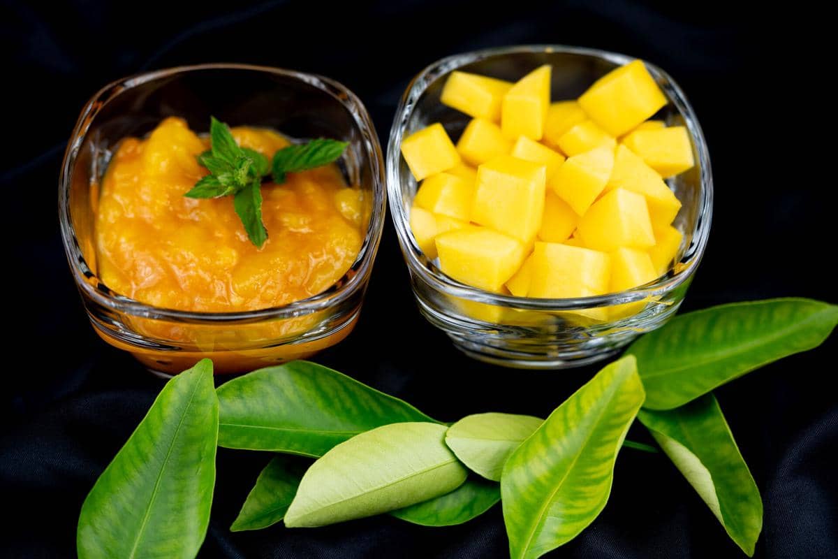 5 Tips Membuat Mangga Puree Serbaguna untuk Minuman hingga MPASI