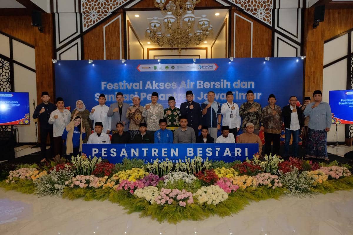 Festival akses air bersih dan sanitasi pesantren Jawa Timur yang digelar Danone Indonesia di Pesantren Ngalah, Pasuruan.