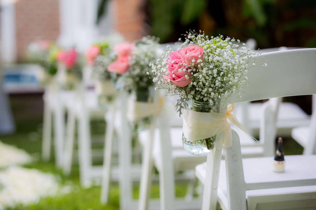 5 Jenis Bunga yang Sering jadi Dekorasi Pernikahan, Mewah dan Elegan!