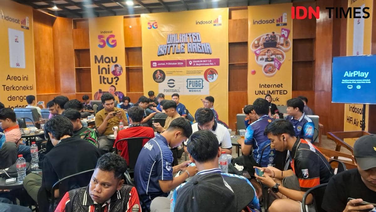 Konferensi pers Indosat Ooredoo Hutchison (IOH) di Makassar, Jumat (9/10/2026). IDN Times/Darsil Yahya